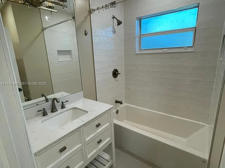 2818 Bahama Dr — Photo 11