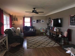 325 Division St SW, Swisher, IA 52338