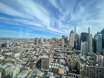 Rented by Addison Property Group