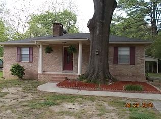 557 Springdale Rd, Mount Olive, AL 35117