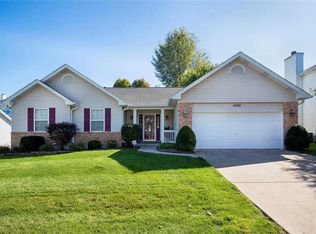 3429 Cottonwood Dr, Saint Charles, MO 63301