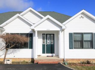 6604 Middleboro Rd, Blanchester, OH 45107