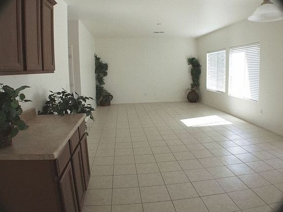 Great Room all tile!