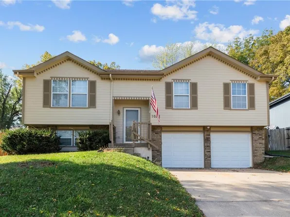 1023 N Van Mar Dr, Olathe, KS 66061