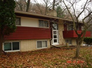 N1613 Mickel Rd, La Crosse, WI 54601