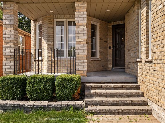 3rd image of 144 Country Ln