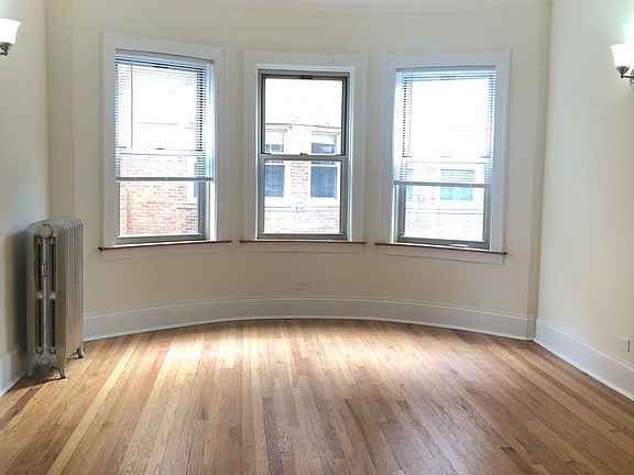 2nd image of 5338 N Kenmore Ave #2W