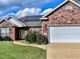 104 Fox Run Cir, Centerton, AR 72719
