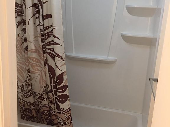 4th image of 441 Mananai Pl #40-B
