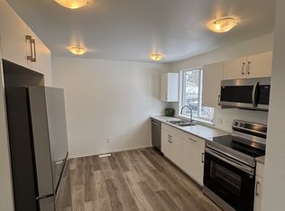 12021 55th St NW #G2, Edmonton, AB T5W 3R3