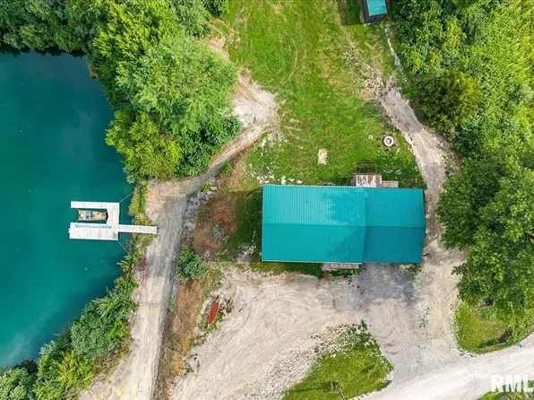 577 Enterprise Dr, Canton, IL 61520