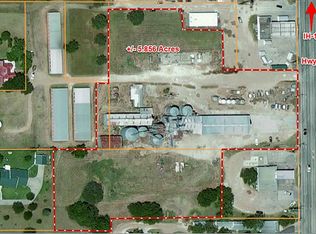 45 N Kessler Ave, Schulenburg, TX 78956