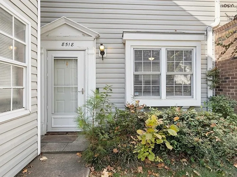 8518 Castle Pine Ct — Photo 1
