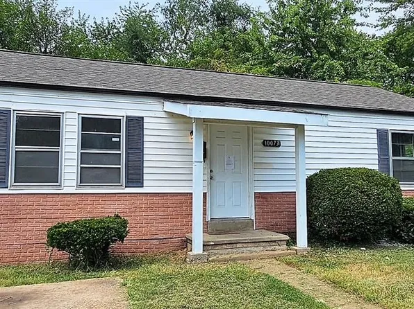 10073 Royal Dr, Saint Louis, MO 63136