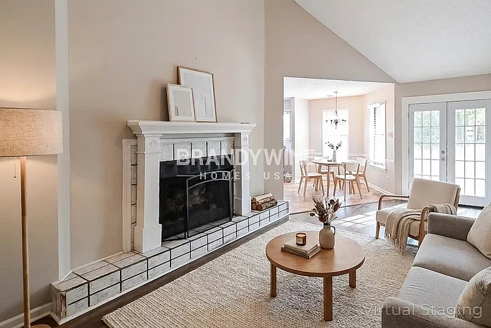 5292 Shady Ridge Dr — Photo 3