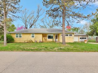 519 N 11th St, Towanda, KS 67144