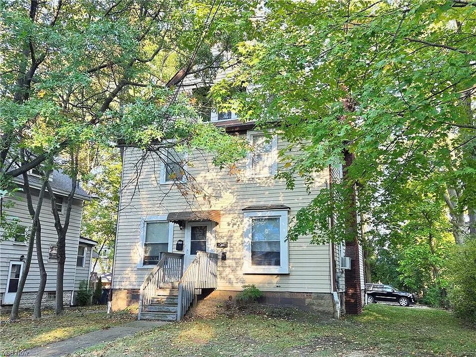 157 Hyde Ave #3