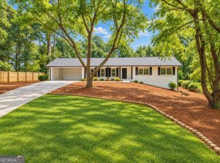 1415 Driftwood Ct, Roswell, GA 30075