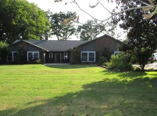 1389 Lakehall Rd, Lake Village, AR 71653