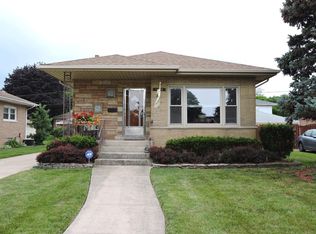 10210 S Karlov Ave, Oak Lawn, IL 60453