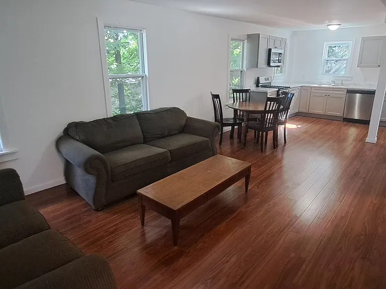 309 S Aurora Street — Photo 7