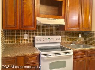 1027 S Frazier St, Philadelphia, PA
