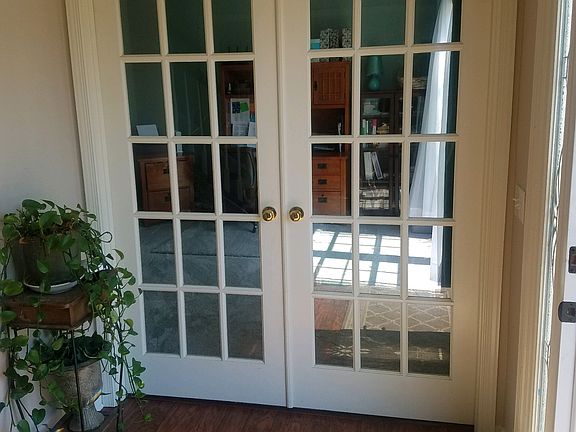 2nd image of 4977 Autumnwood Ln