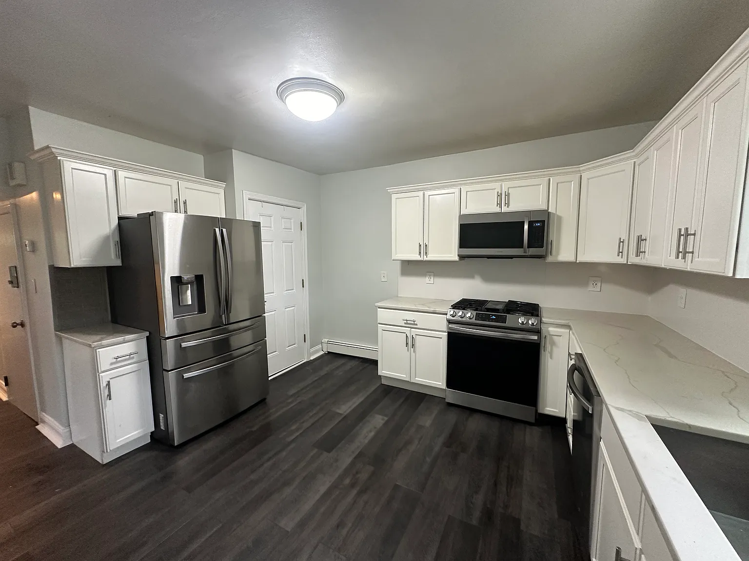 2 bed, $2,600 — Photo 3