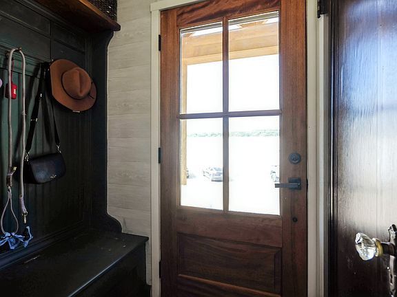 5th image of 306 N Main St