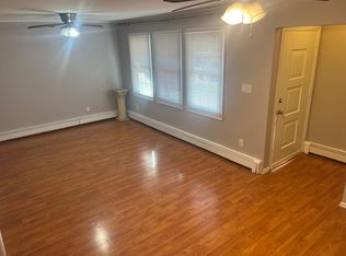 28 Park Ave #1, Lawrence, NY 11559