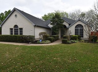 6319 Merritt Way Ct, Arlington, TX 76018
