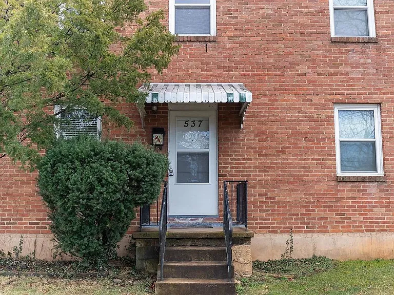 537 Long Ave — Photo 19