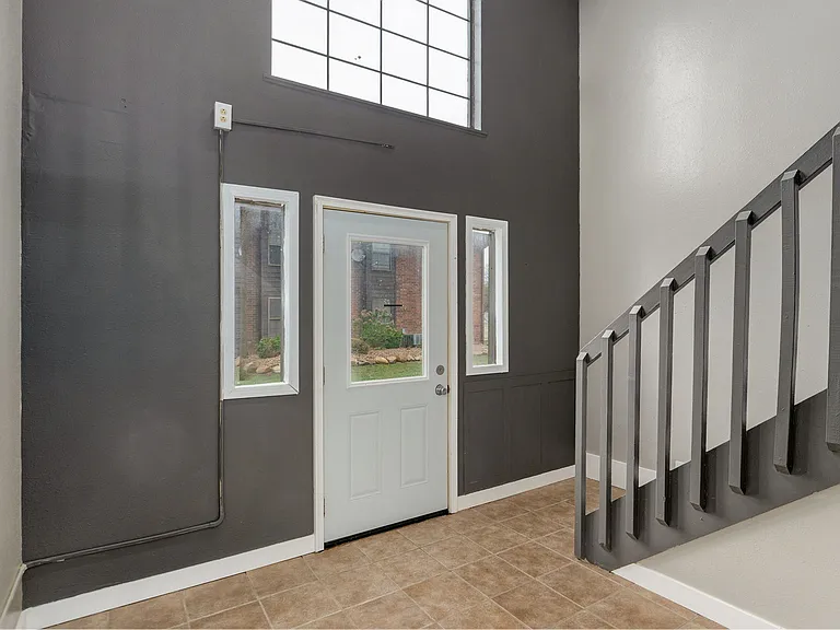 1221 S Park Ave #9 — Photo 18