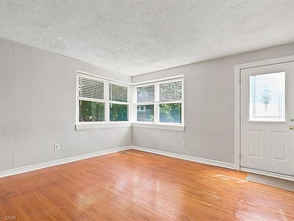 2nd image of 22 Ramore St