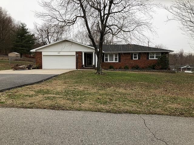 1st image of 1527 Lomond Dr