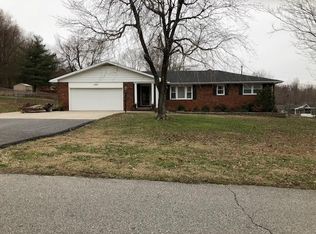 1527 Lomond Dr, Madisonville, KY 42431