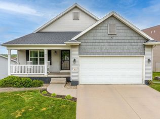 2021 Sugar Creek Dr NW, Cedar Rapids, IA 52405
