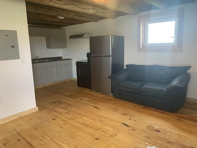 1784 Bean Hill Rd #5 — Photo 2