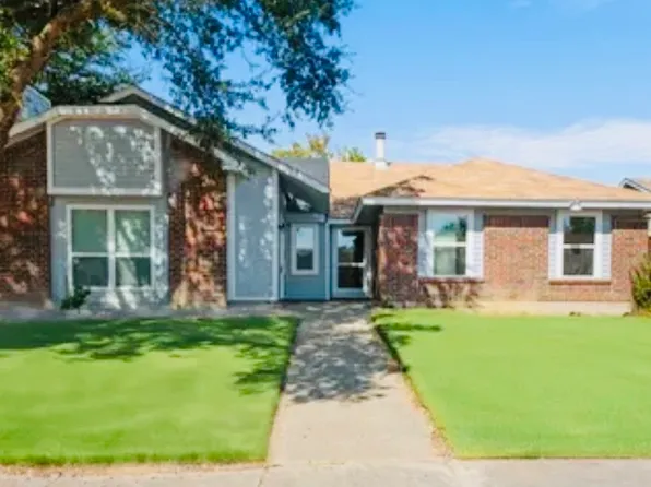 415 Pogue St, Cedar Hill, TX 75104