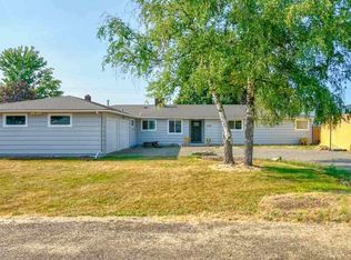 298 W Cedar Dr, Lebanon, OR 97355