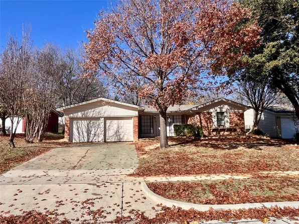 1646 Jackson St, Grand Prairie, TX 75051