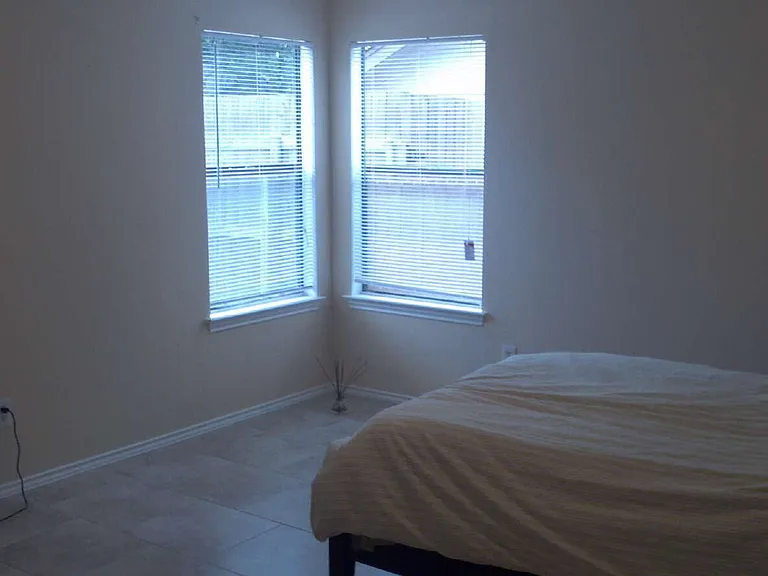 6700 Shiner St — Photo 10