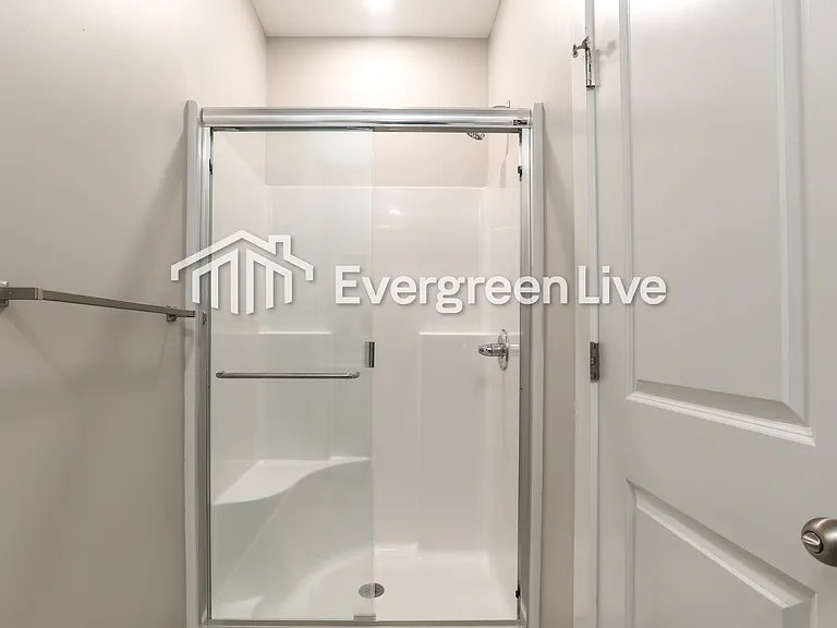 217 E Northern Ct — Photo 11
