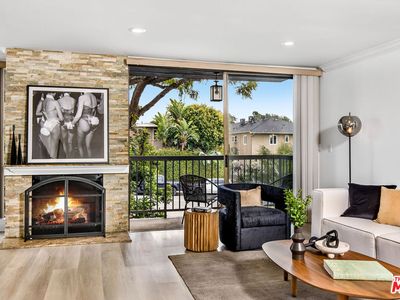 1351 N Crescent Heights Blvd APT 208, West Hollywood, CA, 90046