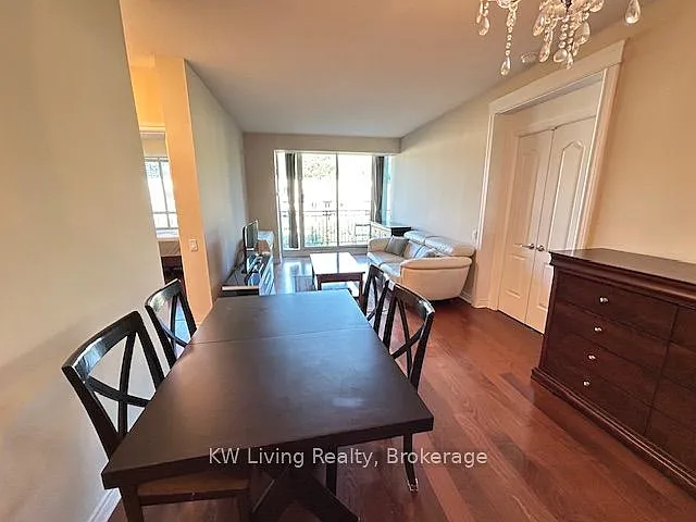 18 William Carson Cres #815 — Photo 15