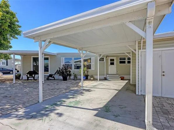 2203 Minnesota Ave, Bradenton, FL 34207