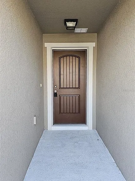 308 Lake Lucerne Way — Photo 10