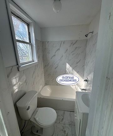 4th image of 165 Linden St #2S