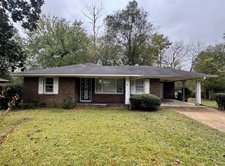 2409 Ruth St, Tupelo, MS 38801
