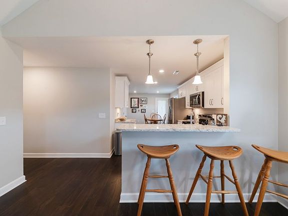 5th image of 191 Preserve Cir